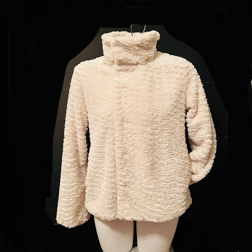 Patagonia Pelage Cream Zip Up Jacket